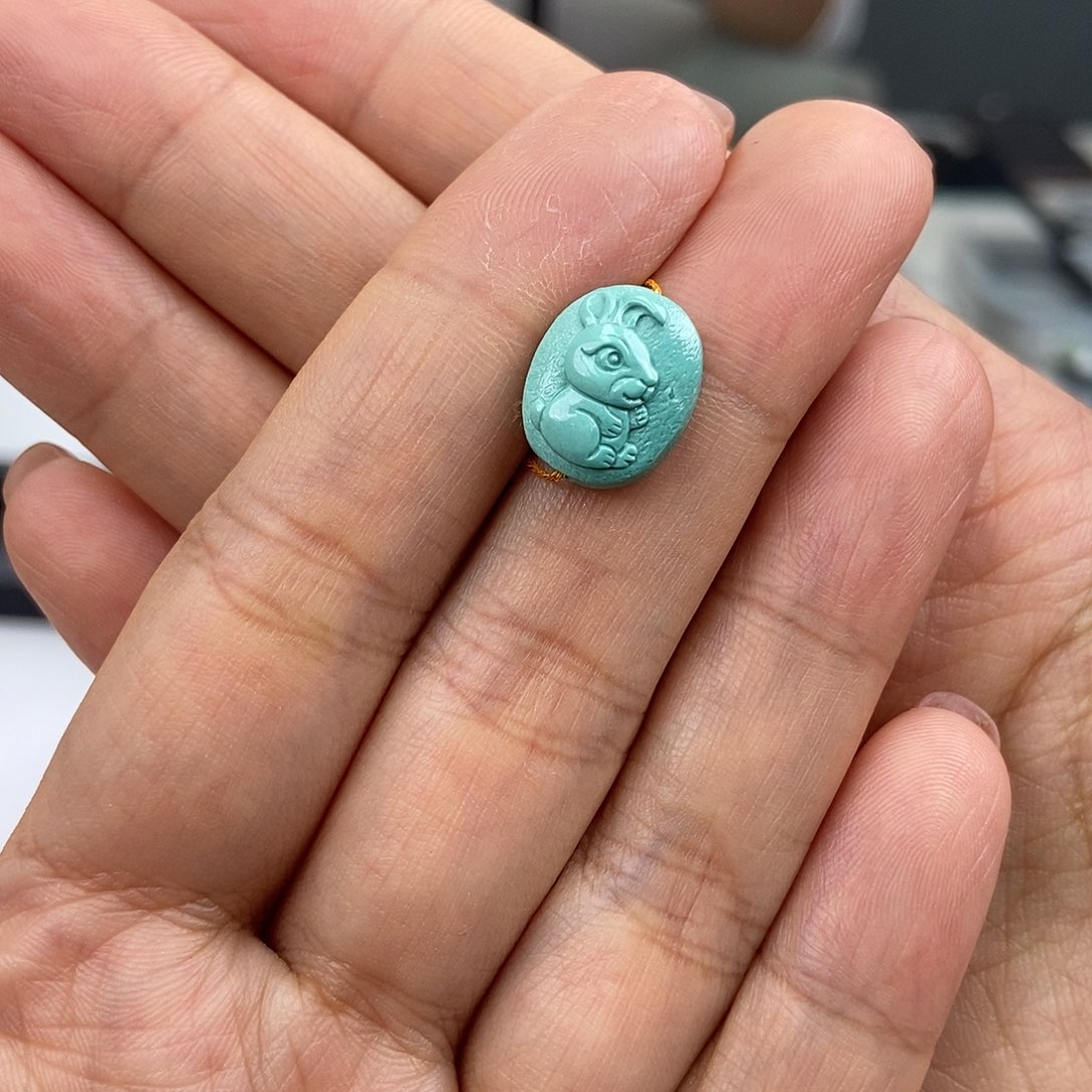 绿松石未镶嵌珠宝奇石