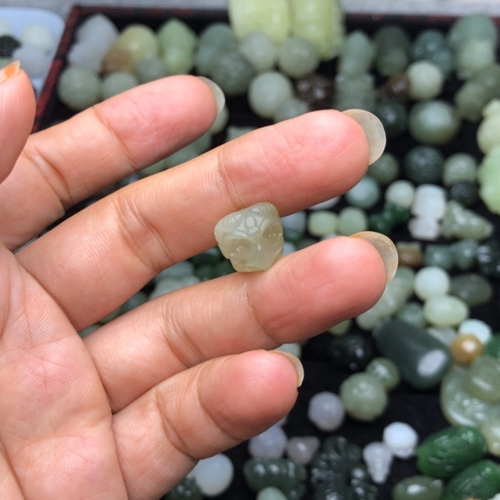 【闪购商品】和田玉未镶嵌颈饰