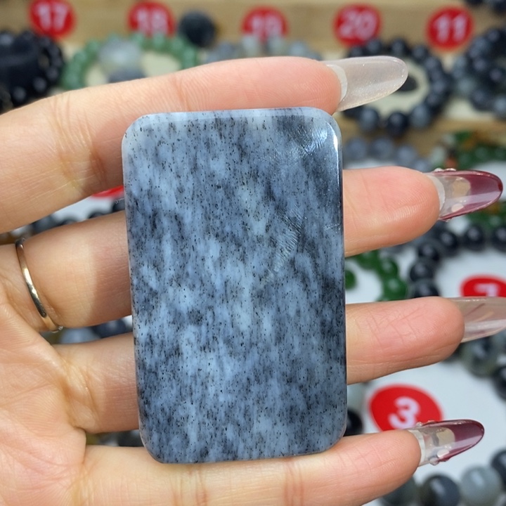 和田玉手串未镶嵌