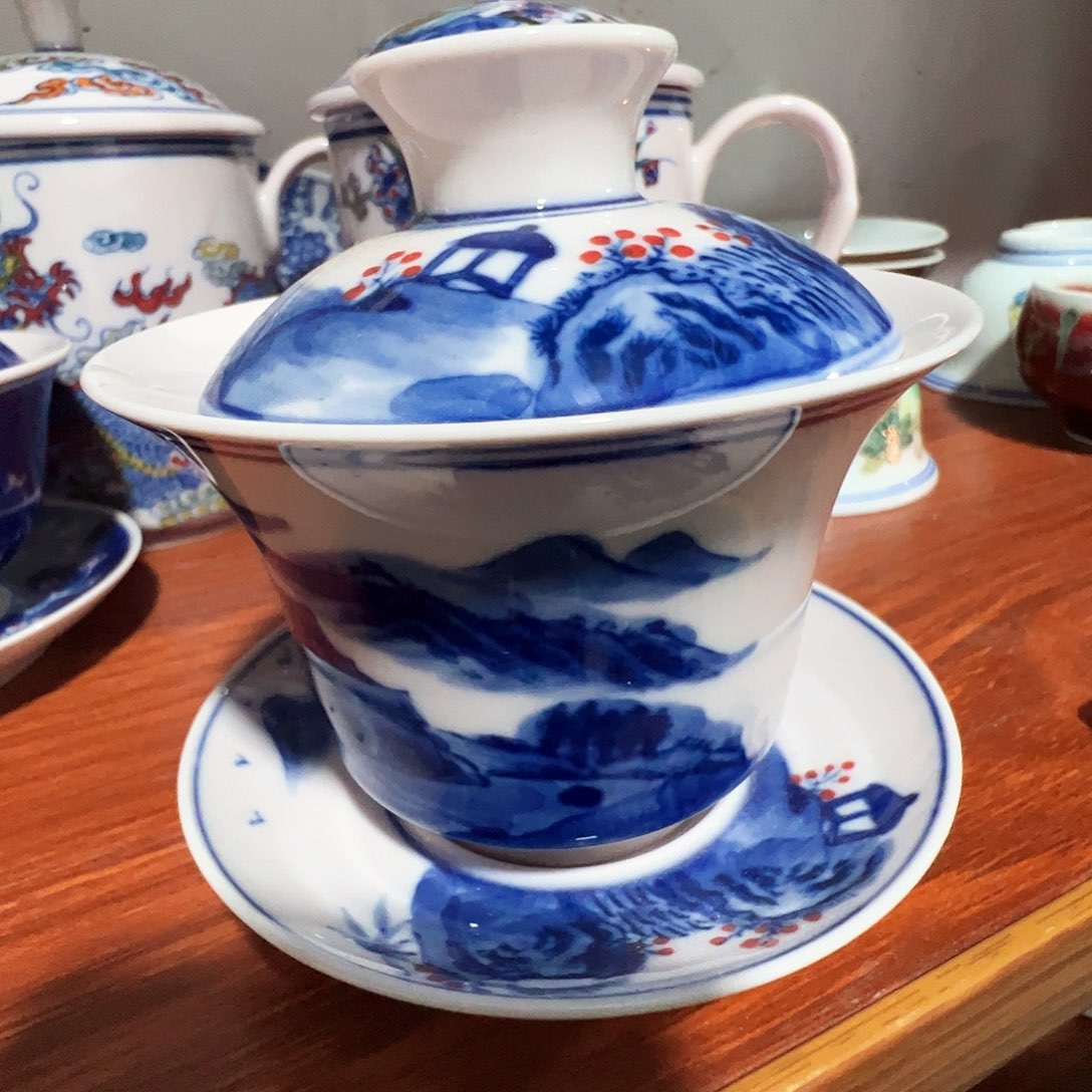 瓷片景德镇陶瓷红马蹄山水盖碗一只