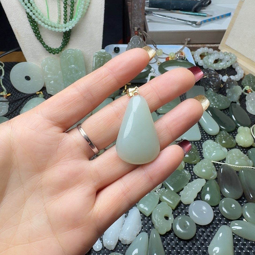 和田玉银S925镀金镶嵌颈饰