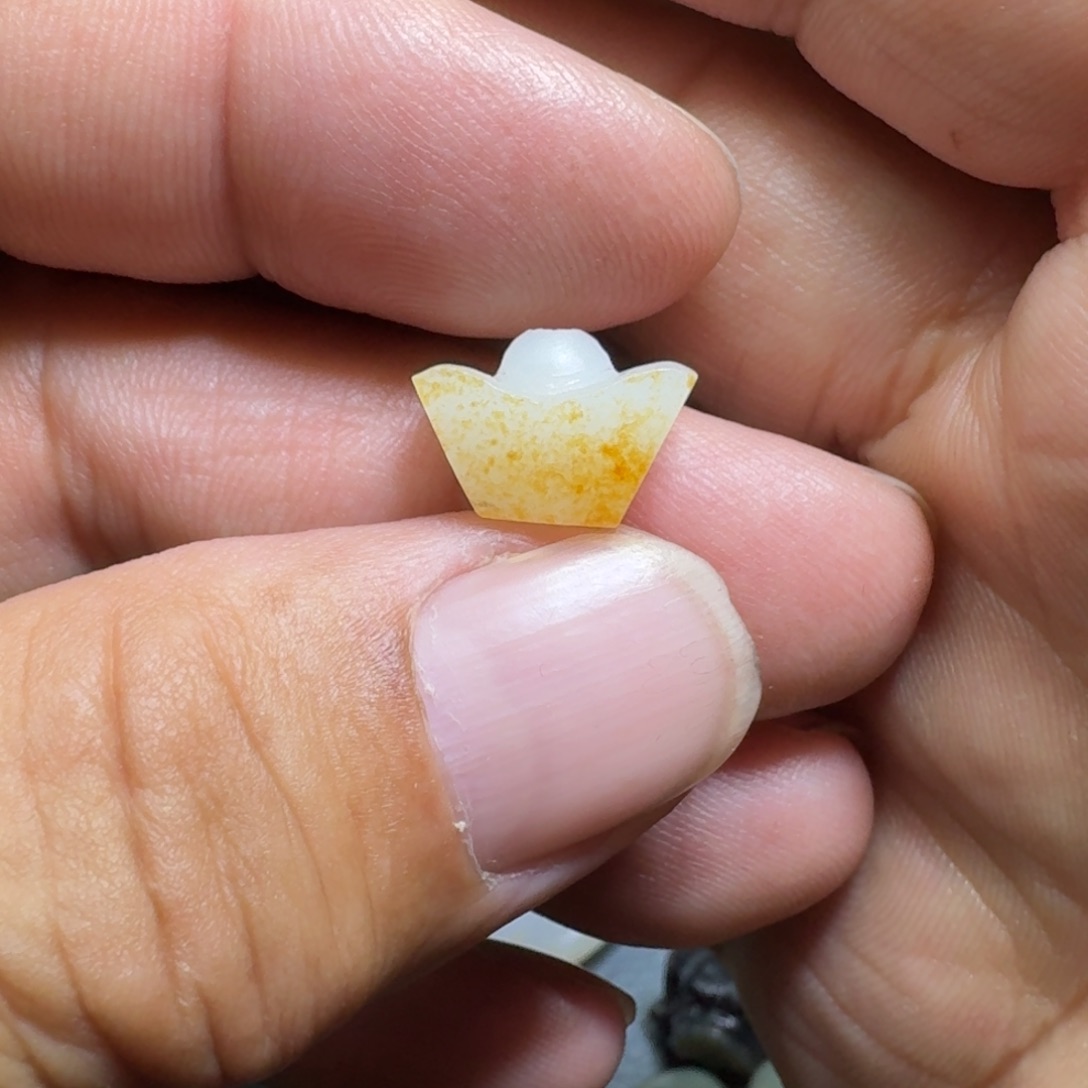 逍***男和田玉未镶嵌吊坠(不含链)