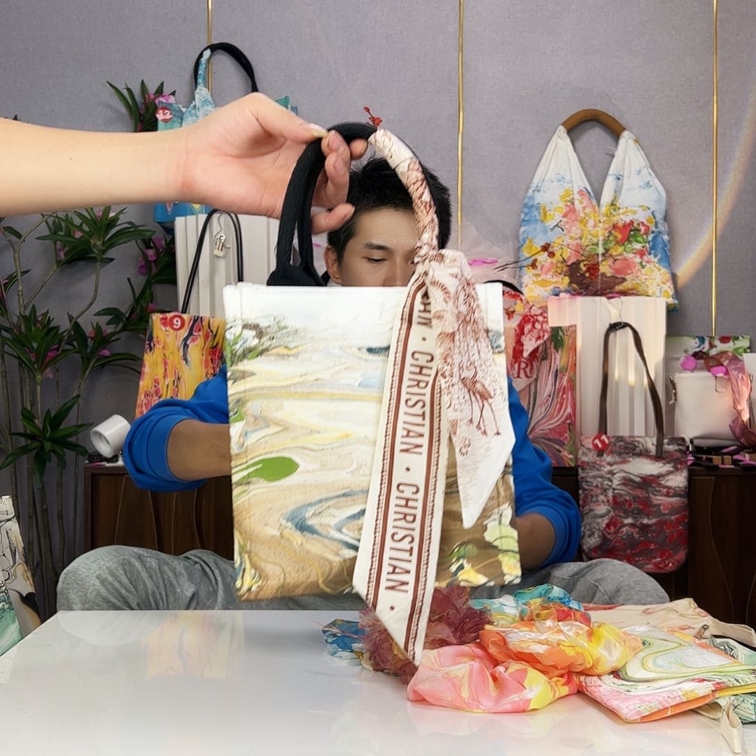 贾****年497 ，不退不换111111