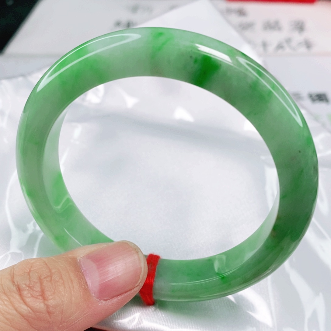 未镶嵌手镯翡翠57圈口