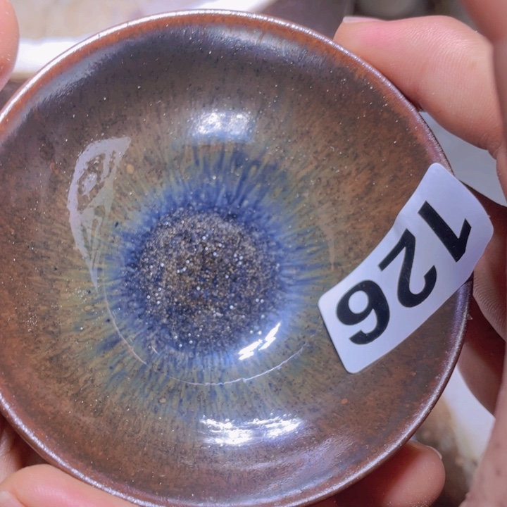 陶瓷马克杯一片的白色蛋糕给你小心