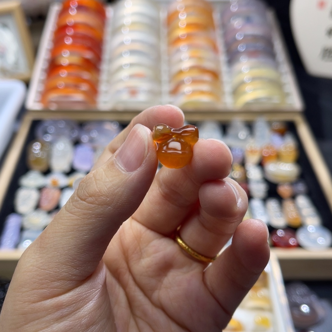 玛瑙/玉髓未镶嵌颈饰