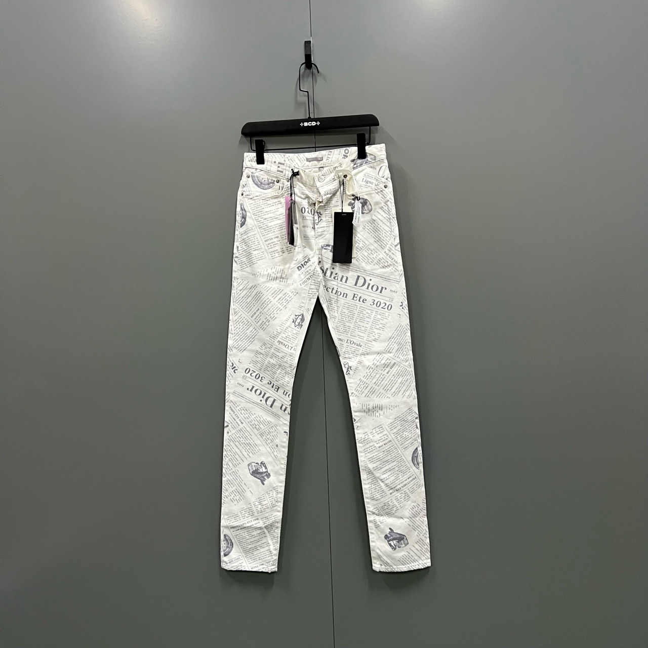 99新 DIOR/迪奥 (ll) 报纸满印牛仔裤 28码 29码bc008812