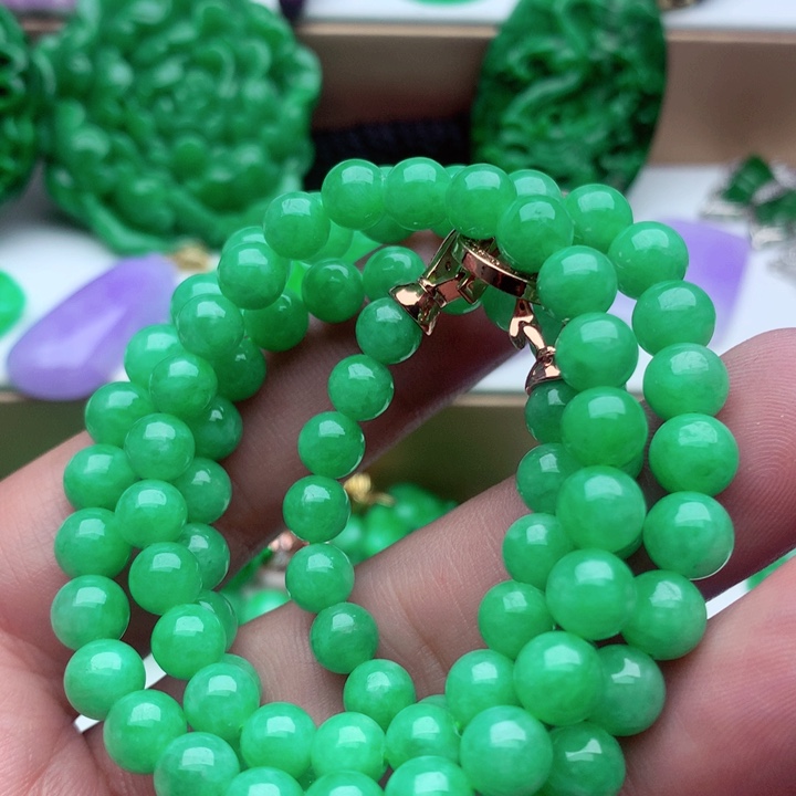 翡翠未镶嵌毛衣链