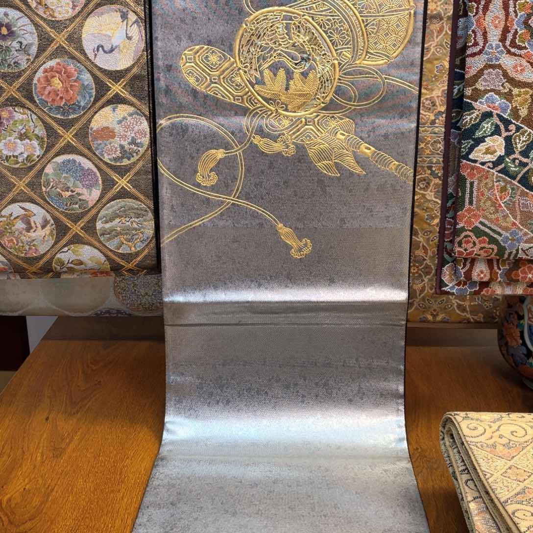 织绣两通金莳绘嵌螺