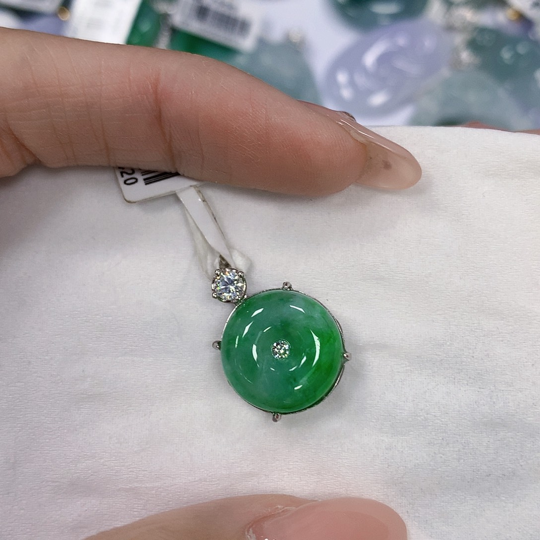 翡翠银S925镶嵌颈饰天然翡翠a货 百元以上9米证书费自理