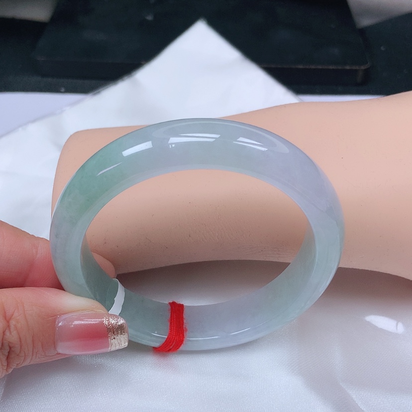 【闪购商品】翡翠未镶嵌手镯，