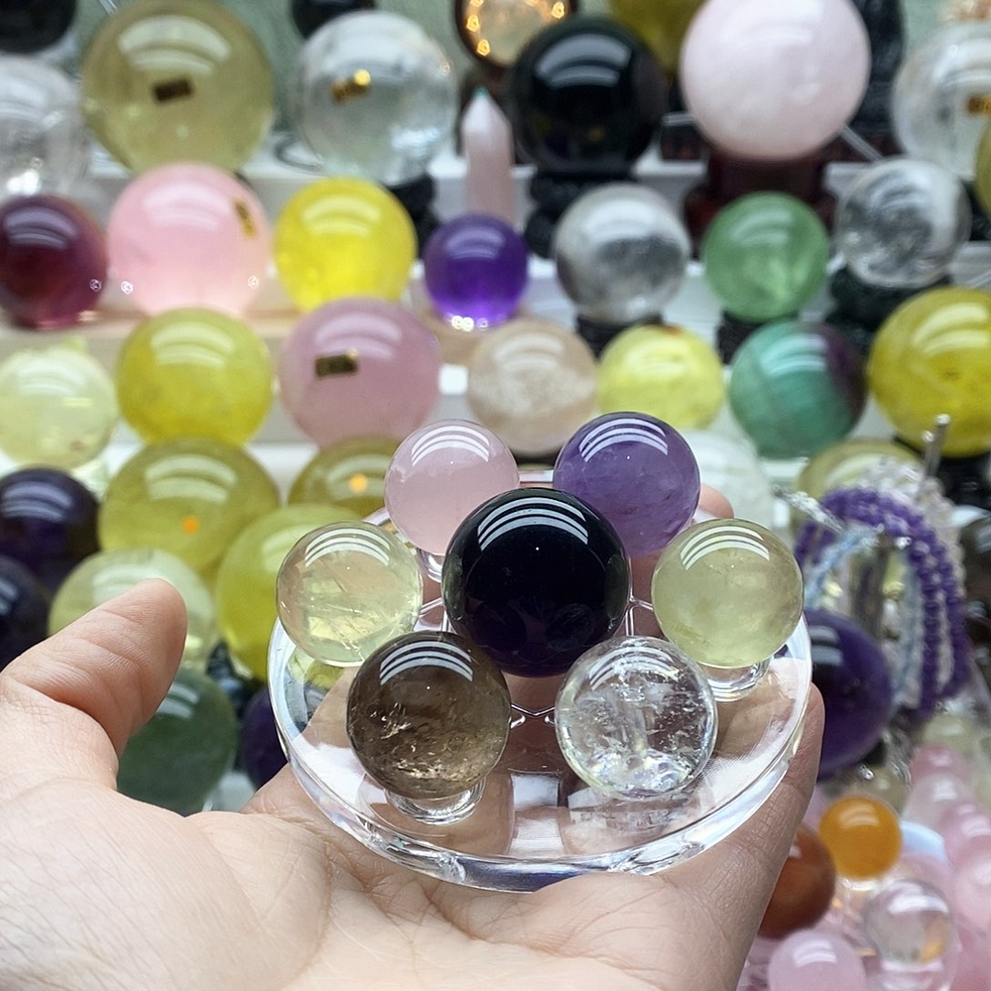 未镶嵌珠宝半成品水晶石*2