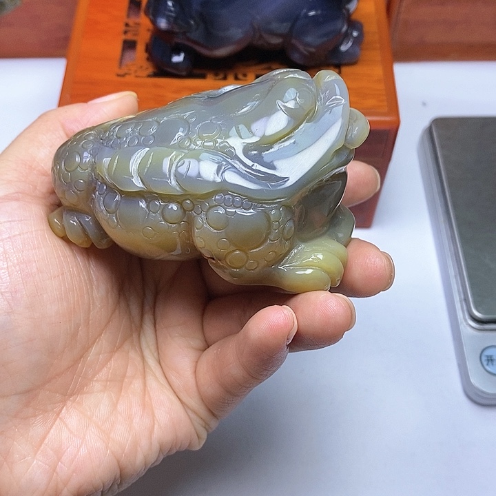 玛瑙/玉髓手把未镶嵌玉*缘