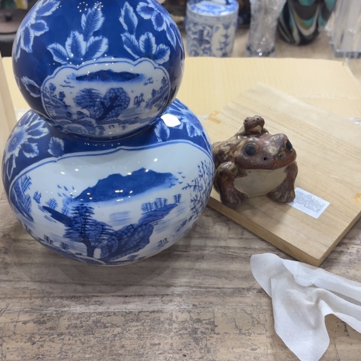 小***房陶瓷古美术置物摆件