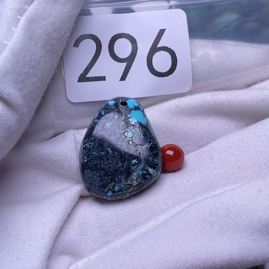 南红玛瑙未镶嵌珠宝半成品