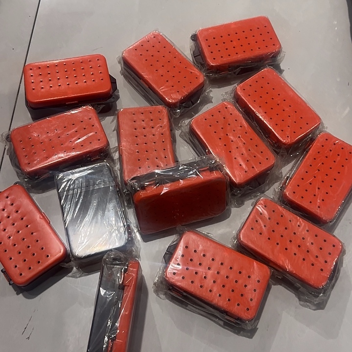 随机发7个红色红虫盒