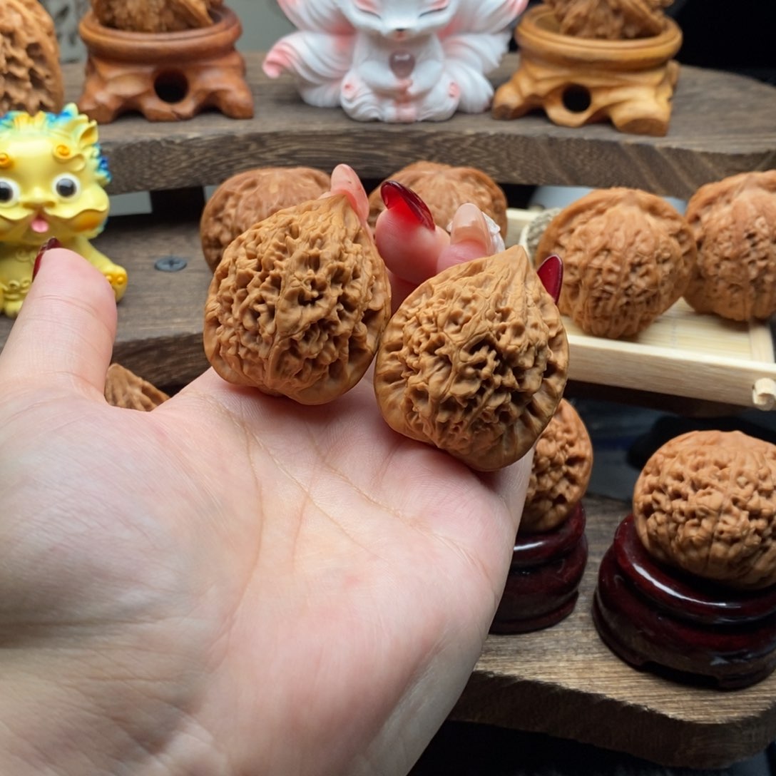 吊坠文玩核桃35.5秦岭野生鸡心