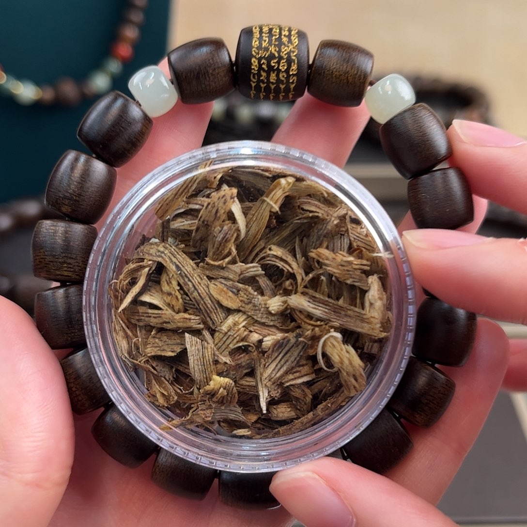 沉香沉香碎屑10mm越南芽庄玉化白奇楠沉水