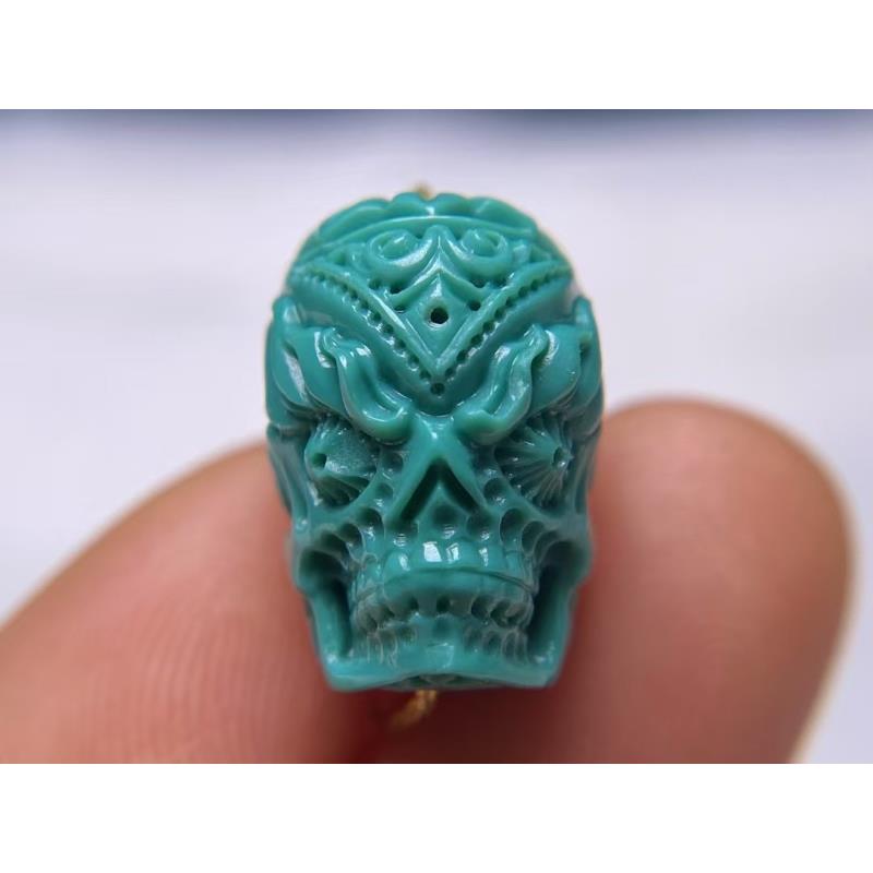 【精品恶灵背云】 原矿高瓷恶灵背云，17.5x16.8x12mm，重4.8克（253）