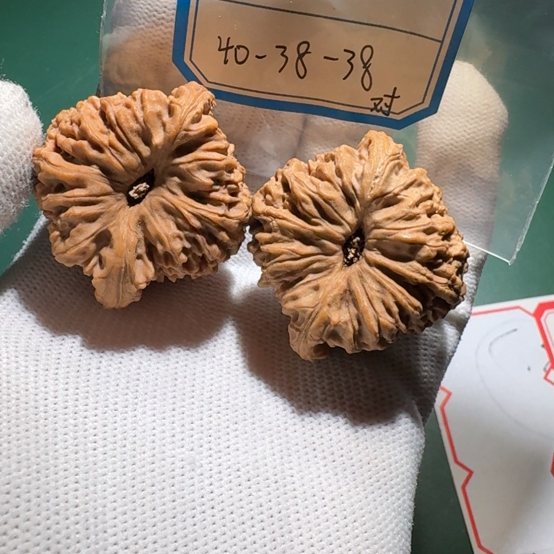 文玩核桃吊坠48号太极