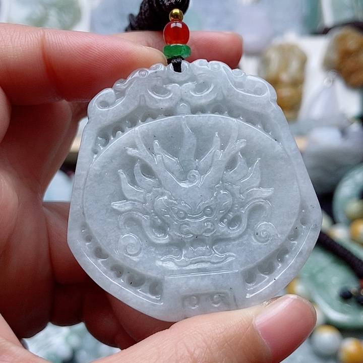 翡翠吊坠(不含链)未镶嵌翡翠