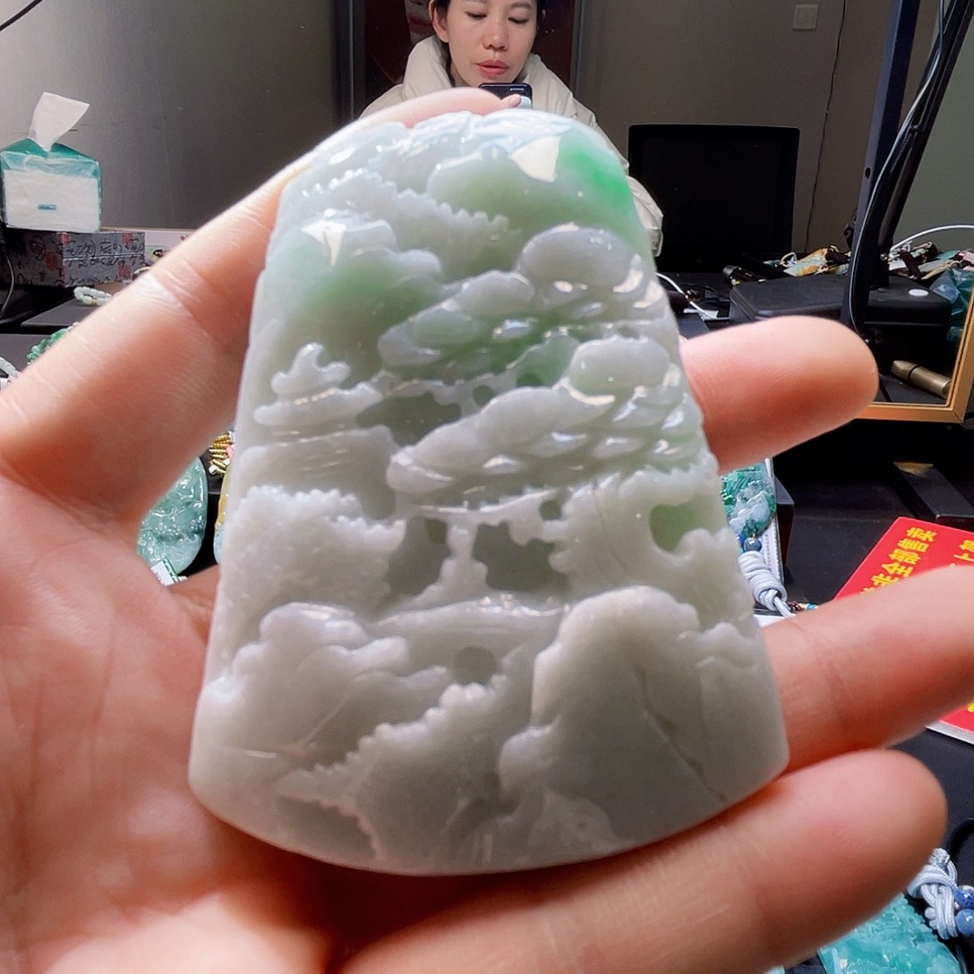 颈饰未镶嵌翡翠一