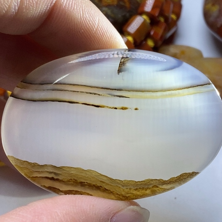 玛瑙/玉髓颈饰未镶嵌