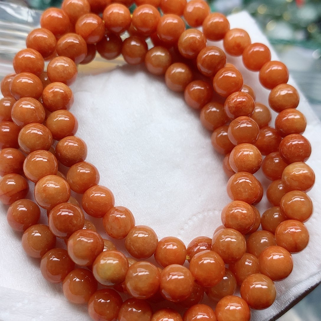 翡翠颈饰未镶嵌吊坠