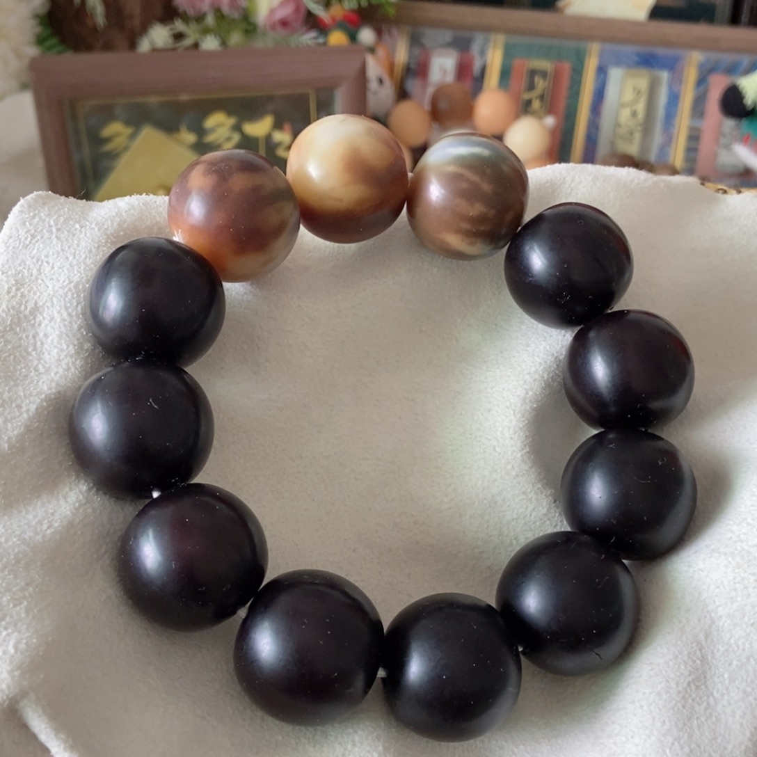 菩提根/象牙果吊坠中大瑕