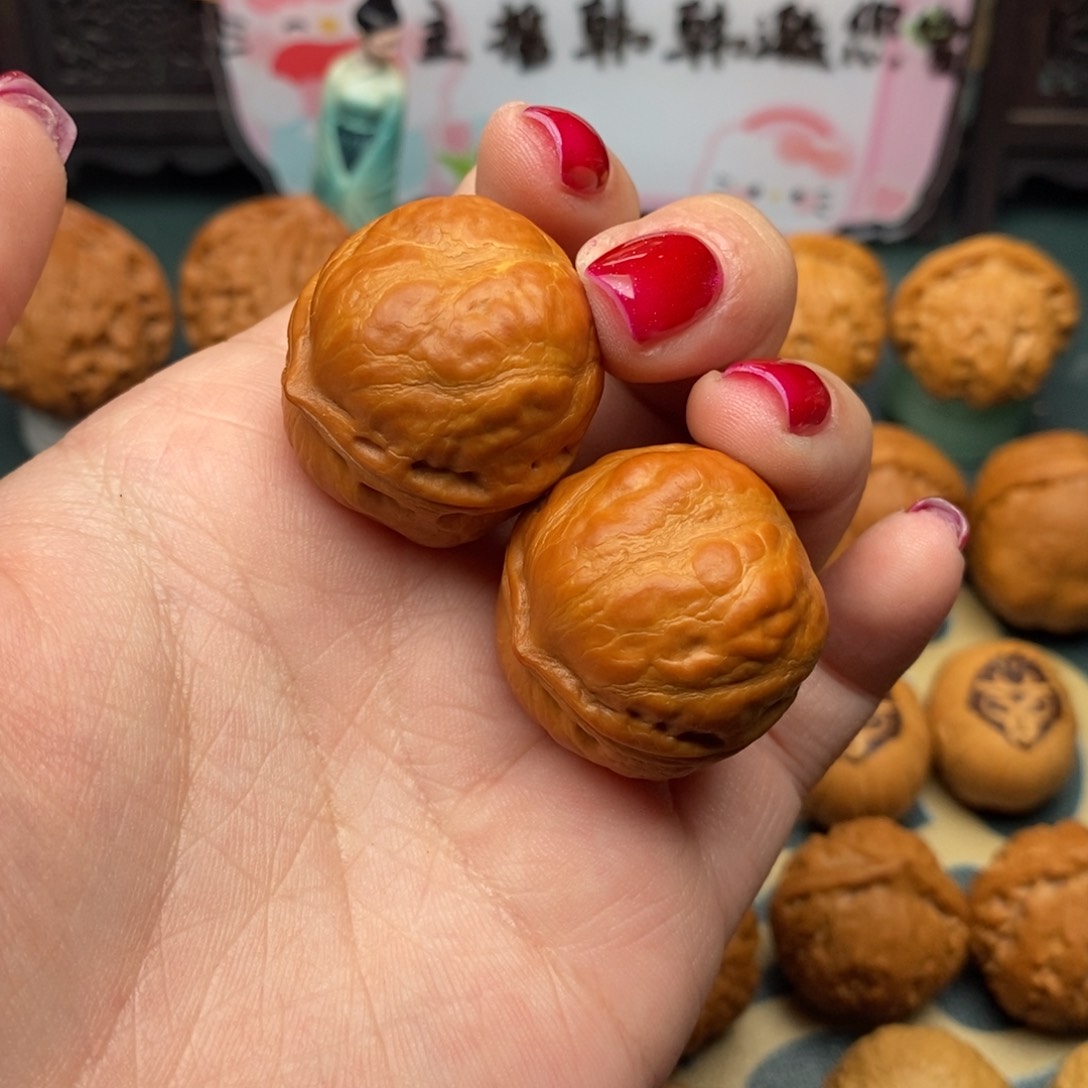 文玩核桃把件水晶蟾