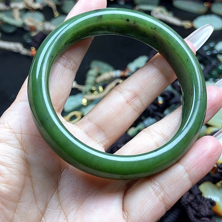 和田玉颈饰未镶嵌56