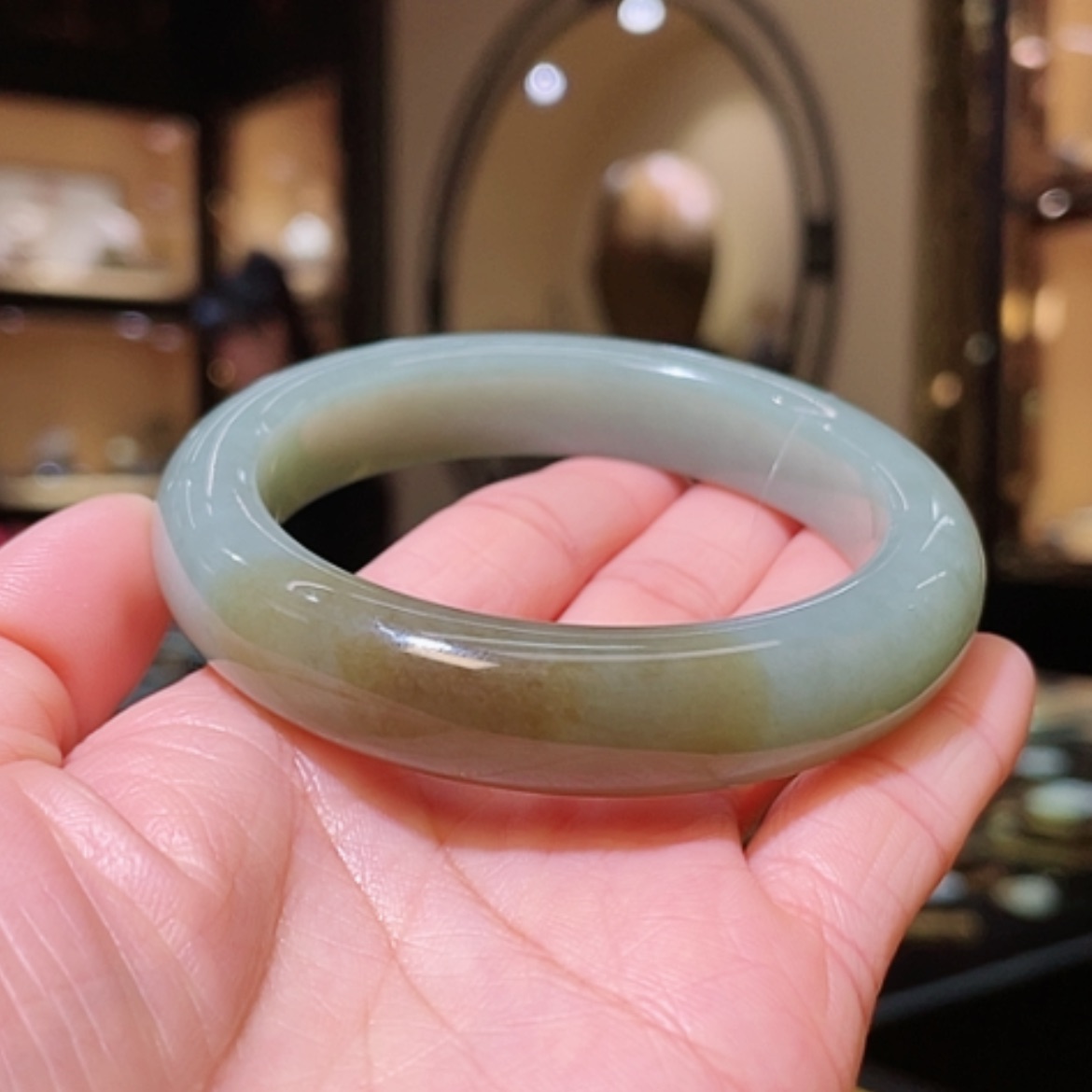 【闪购商品】和田玉手镯未镶嵌59.6#76.2g