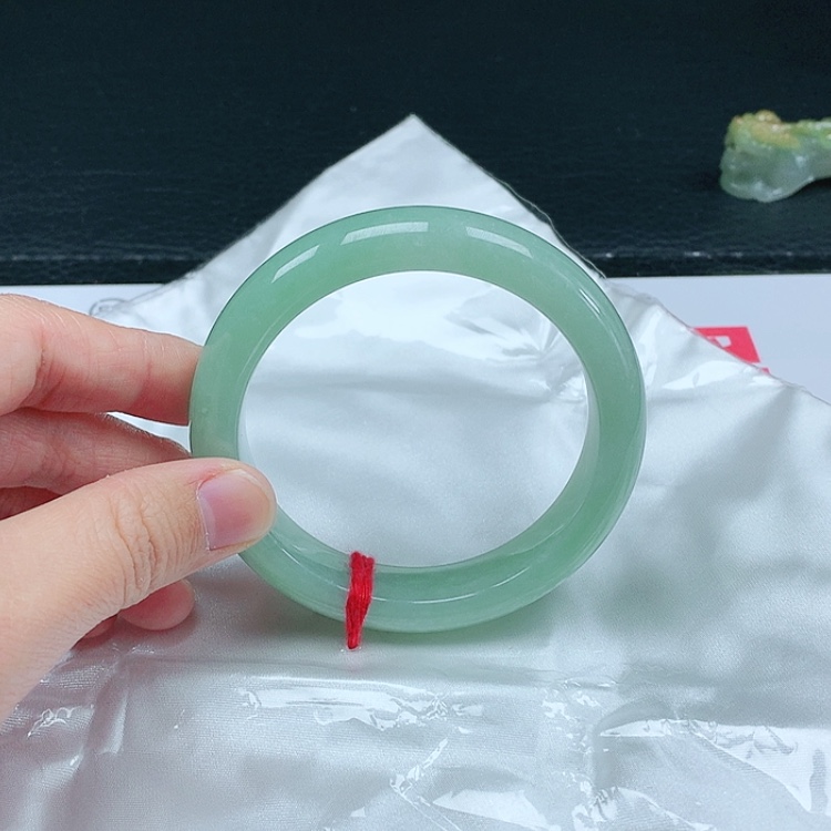 【闪购商品】翡翠手镯未镶嵌天然翡翠手镯