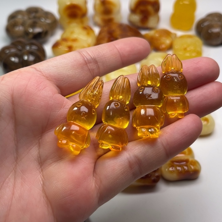 琥珀颈饰未镶嵌琥珀蜜蜡