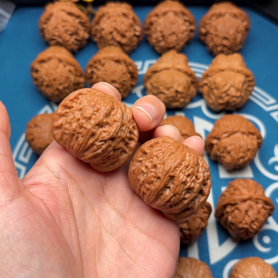 文玩核桃吊坠铁锤40