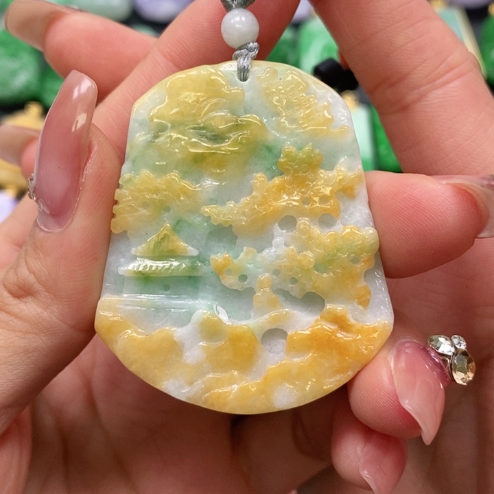 翡翠颈饰未镶嵌吊坠