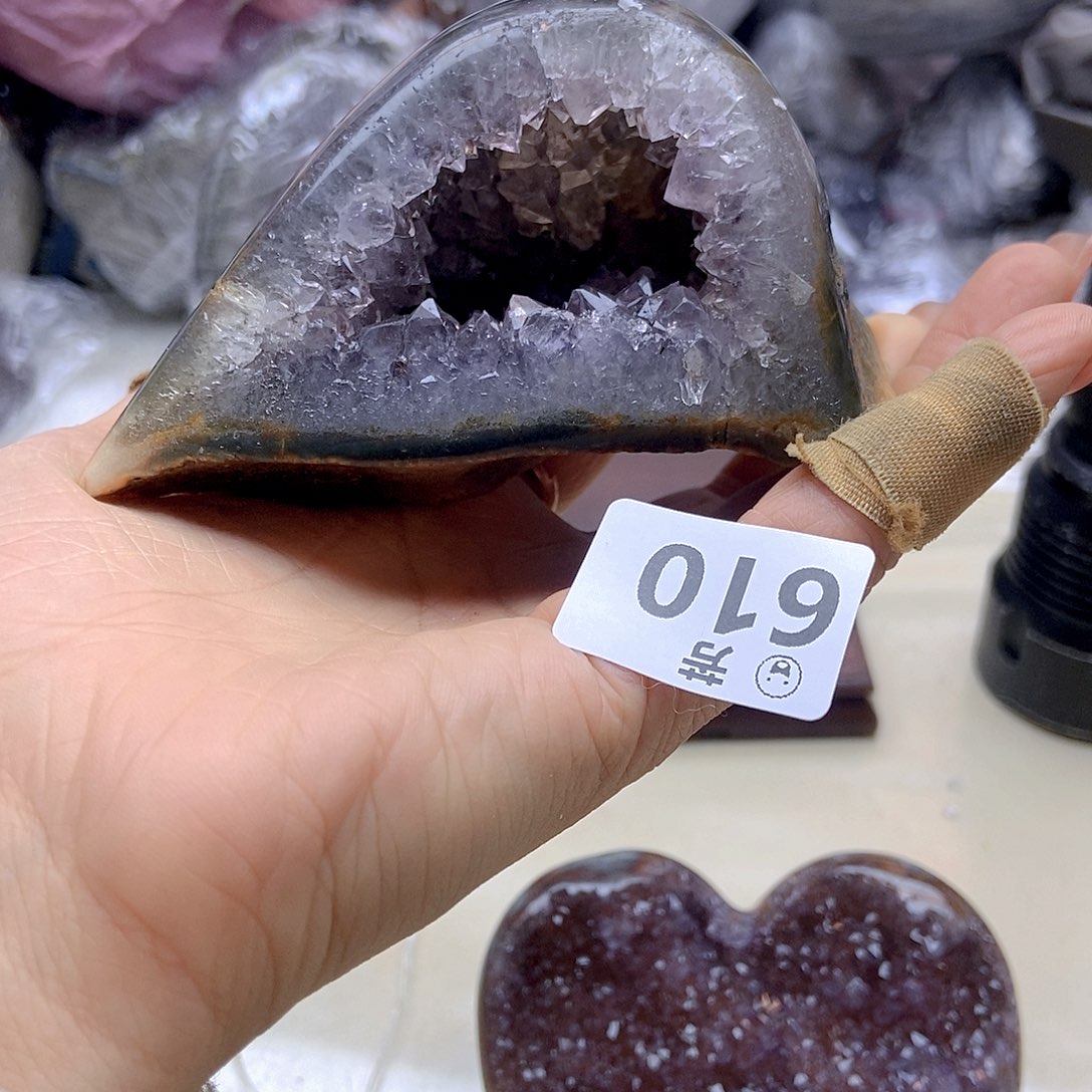 紫晶大型摆件（非配饰）未镶嵌