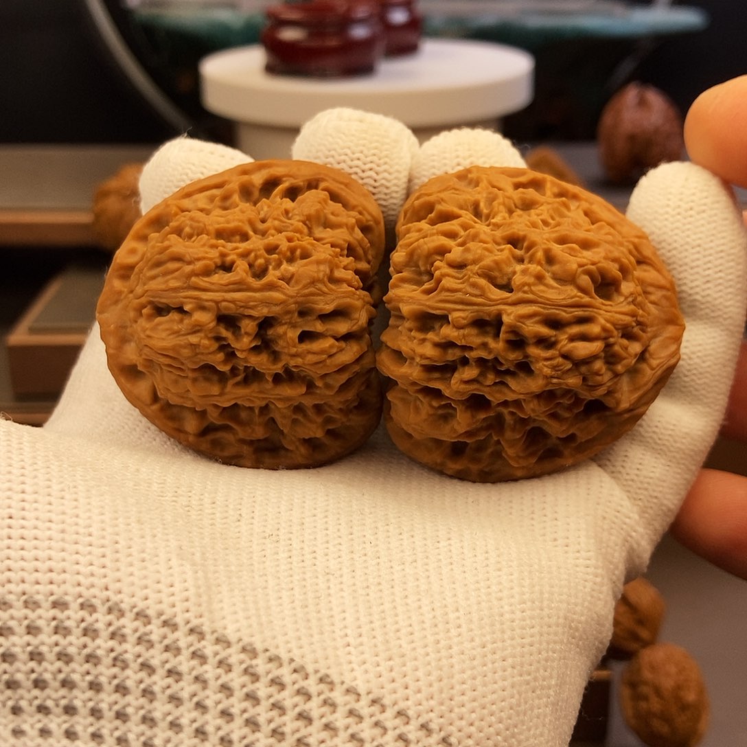 把件文玩核桃正三角万字50.5克