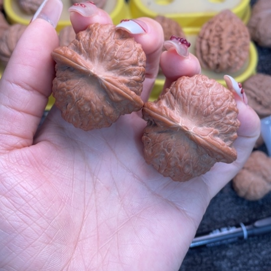 吊坠文玩核桃血麒麟1