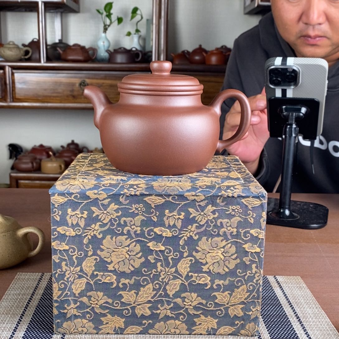 老***车紫砂茶壶宜兴紫砂工艺美术精品