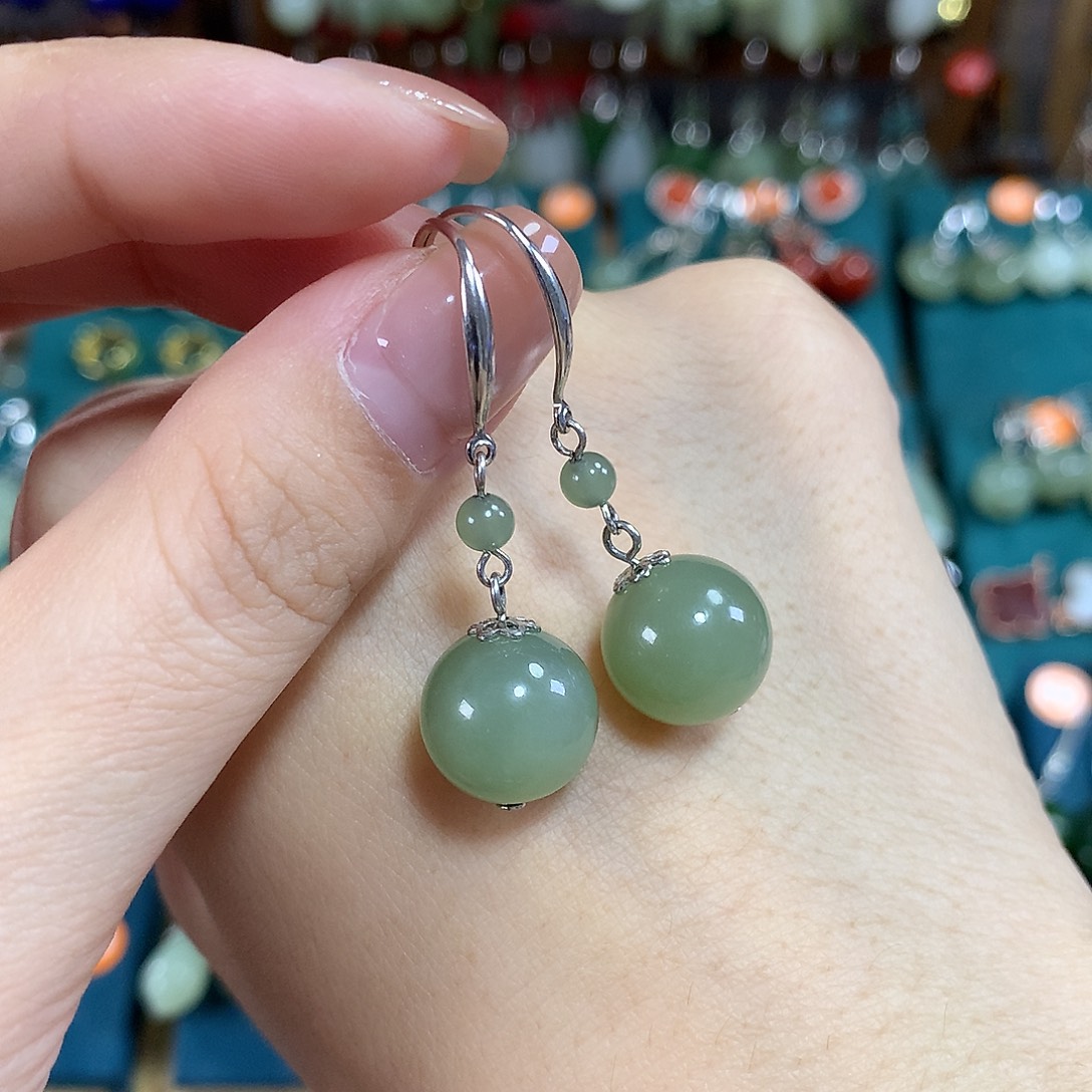 和田玉银S925镶嵌耳饰卡12左右