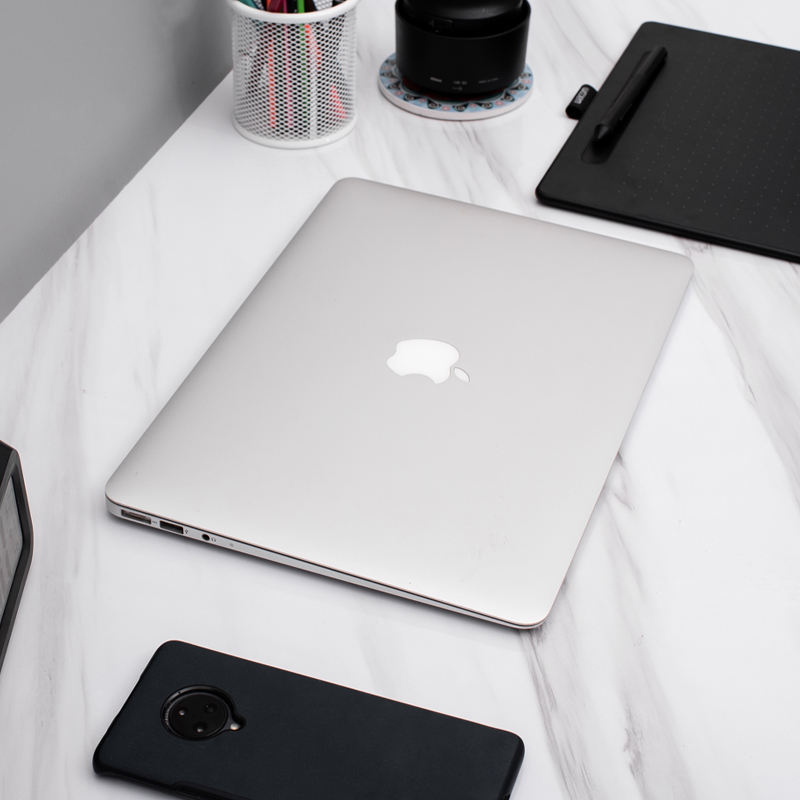 95新 Apple/苹果 笔记本电脑MacBook超薄Air轻薄便携商务办公本-M