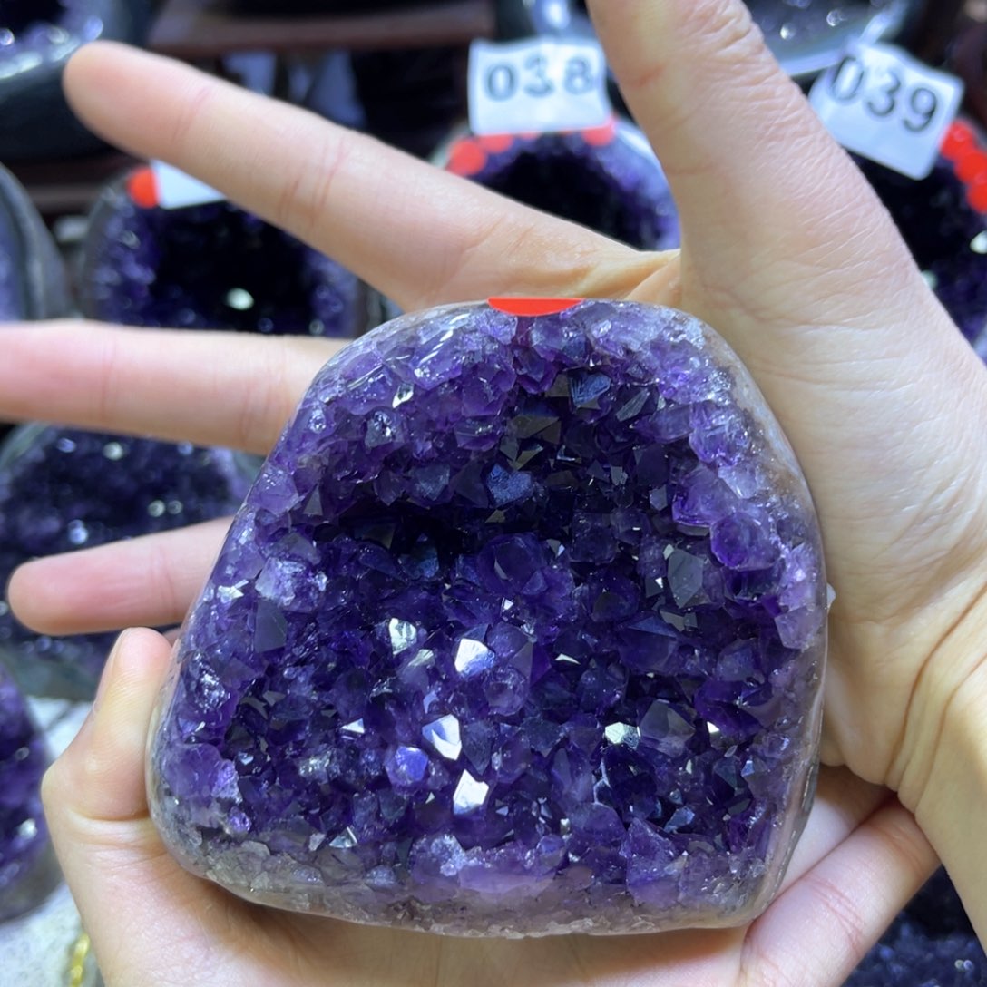 紫晶摆件未镶嵌紫水晶