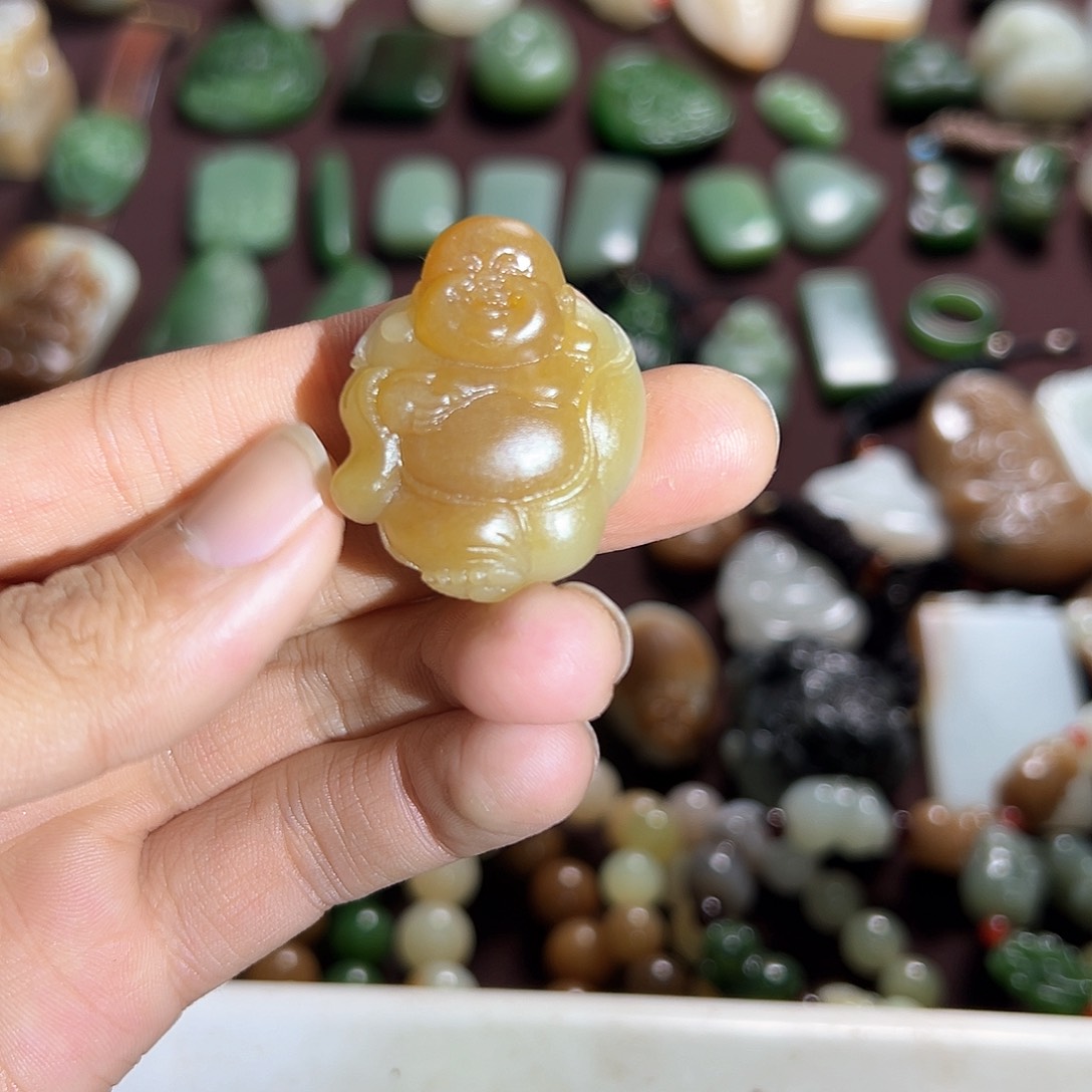 和田玉挂件未镶嵌