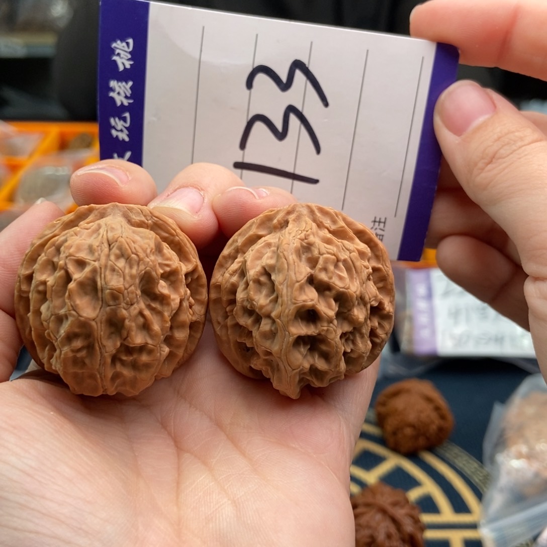 文玩核桃吊坠37苹果园