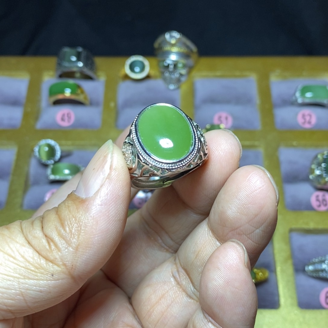 和田玉（碧玉）戒指未镶嵌
