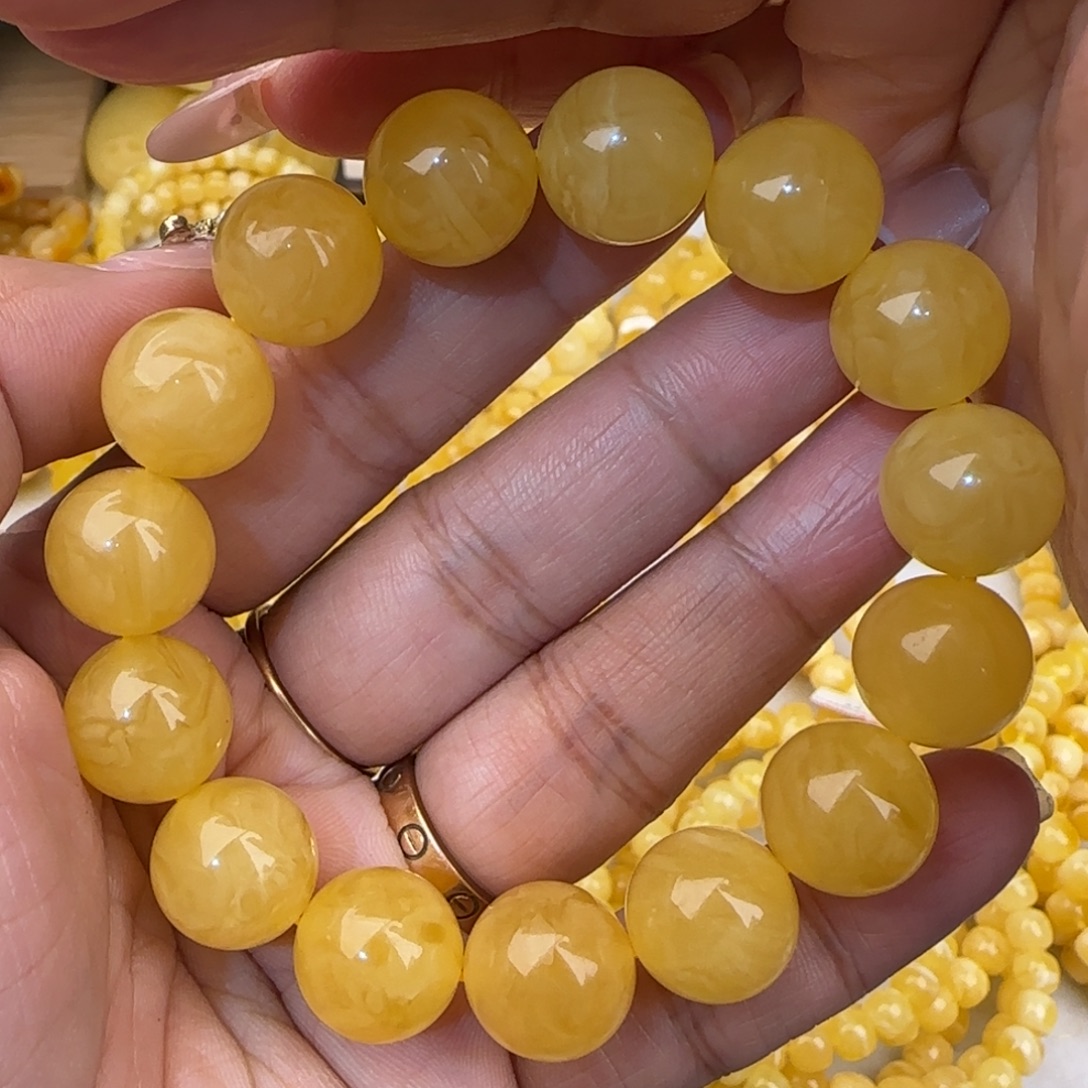 蜜蜡未镶嵌手链鸡油黄圆珠手串