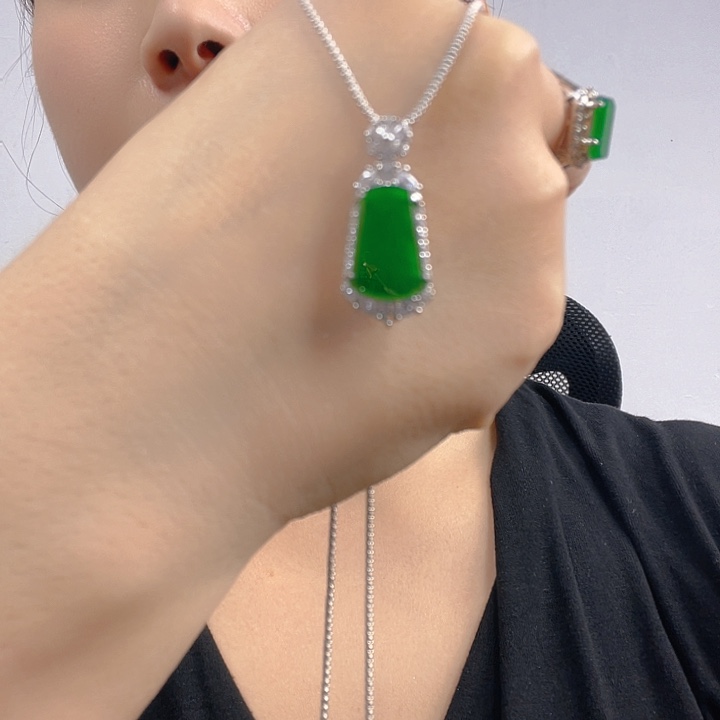 翡翠银S925镶嵌吊坠(不含链)