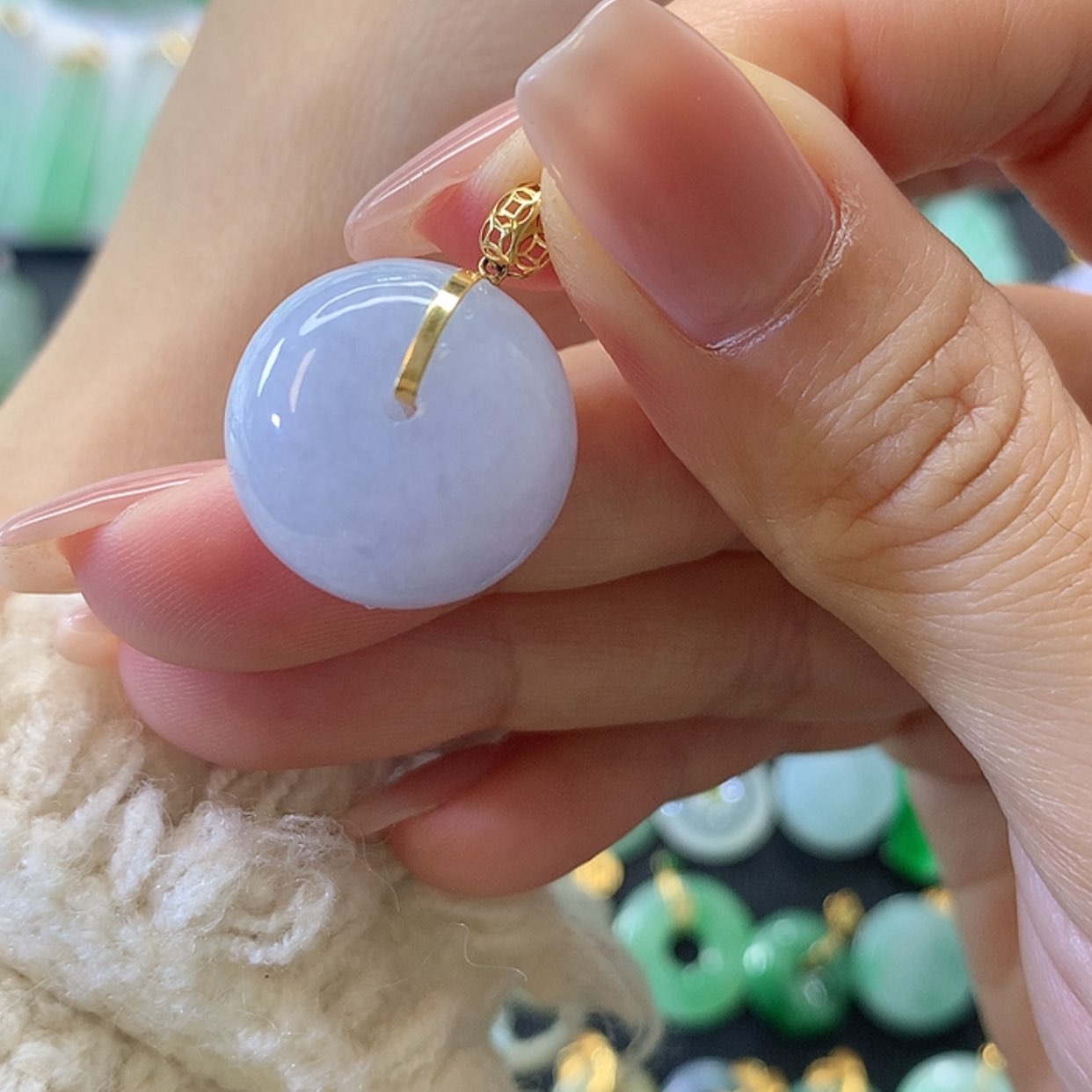 【闪购商品】翡翠吊坠(赠链)18K金镶嵌