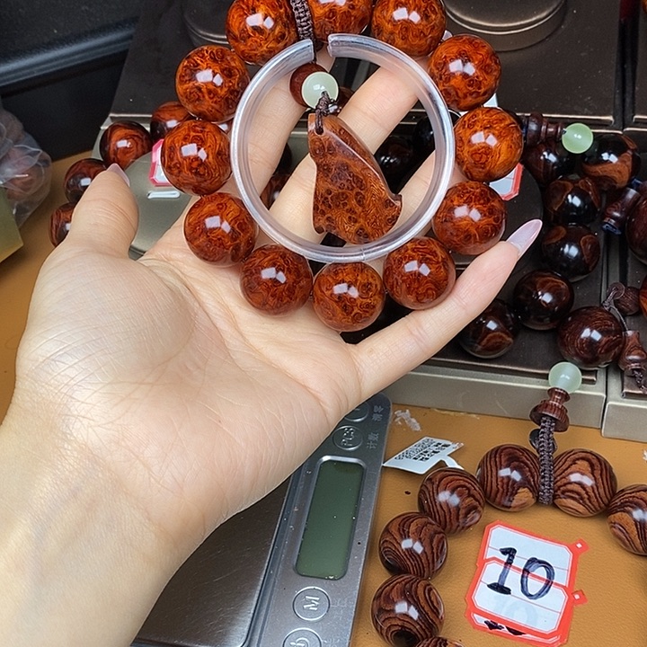 快***翔手串/手链花梨木类